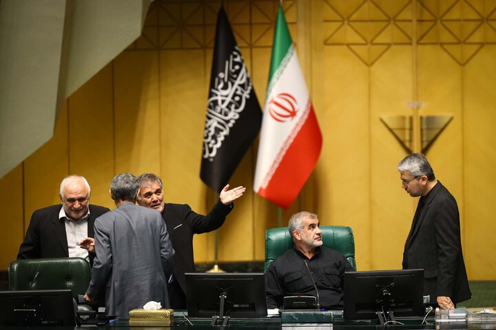 نشست علنی یکشنبه ۵ مرداد ماه ۱۴۰۴ مجلس شورای اسلامی - 3