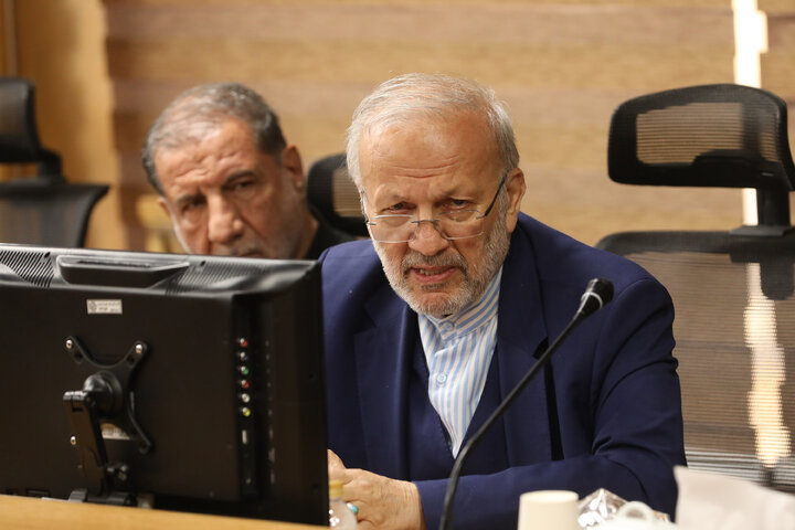 نشست مجمع نمایندگان تهران با شهردار کلانشهر تهران
