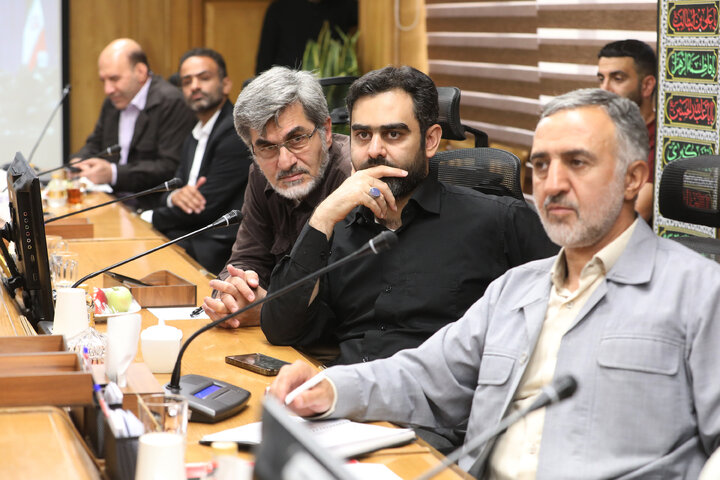 نشست مجمع نمایندگان تهران با شهردار کلانشهر تهران