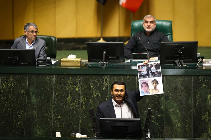 ناطقان میان دستور یکشنبه 5 مرداد ماه