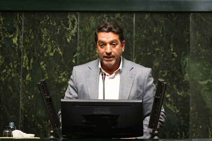 ناطقان میان دستور یکشنبه 5 مرداد ماه