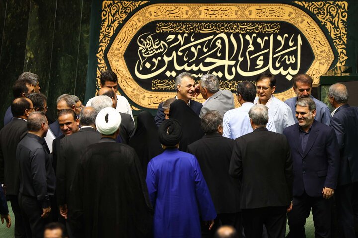ناطقان میان دستور یکشنبه 5 مرداد ماه