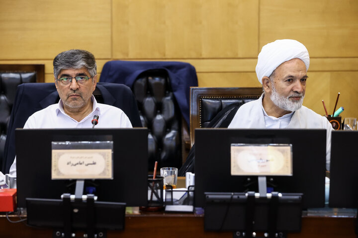 نشست یکشنبه 5 مردادماه کمیسیون امور داخلی کشور و شوراهای مجلس