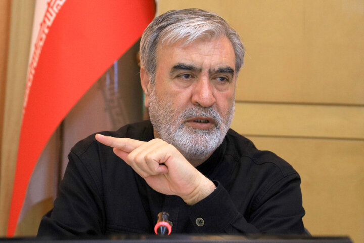 نشست کمیسیون امنیت ملی مجلس با حضور مسئولین مرزبانی ابراهیم عزیزی
