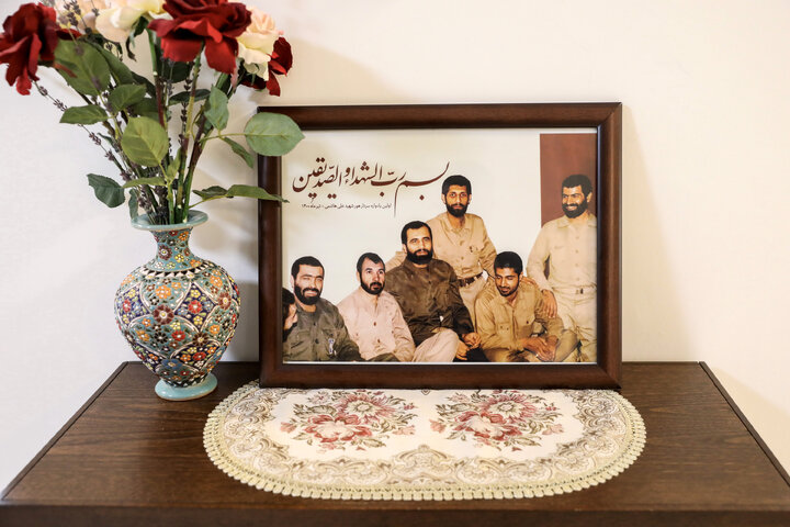 حضور دکتر قالیباف در منزل سرلشکر شهید غلامرضا محرابی