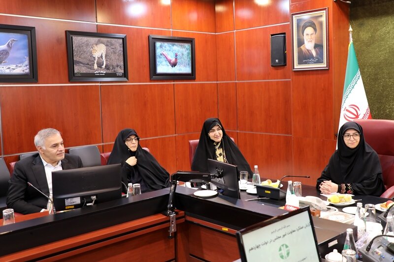 پایان عمر ۸۰ درصد خودروهای محیط زیست/ فراکسیون محیط زیست؛ بازوی حمایت و نظارت/ اصلاح قانون معادن با محوریت لزوم اخذ مجوز از محیط زیست