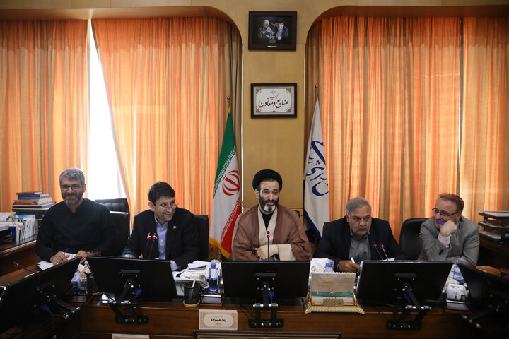 نشست سه شنبه 7 مردادماه کمیسیون صنایع و معادن مجلس