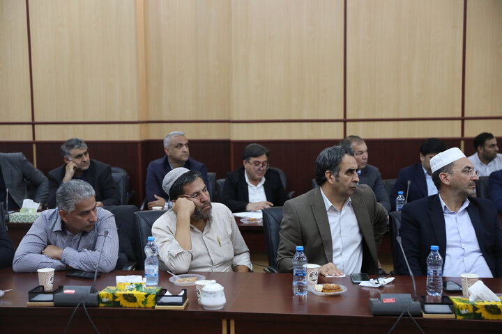 نشست شورای اداری شهرستان گنبد کاووس با حضور نایب رئیس اول مجلس شورای اسلامی