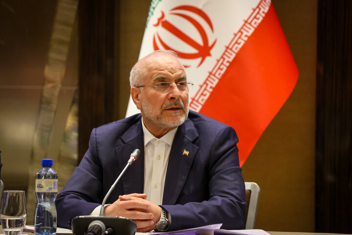 نشست صمیمی با ایرانیان خارج از کشور