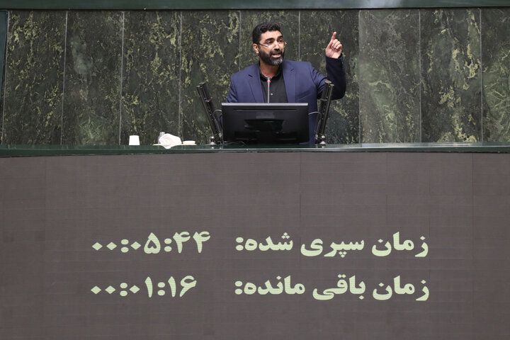 ناطقان میان دستور چهارشنبه 8 مردادماه