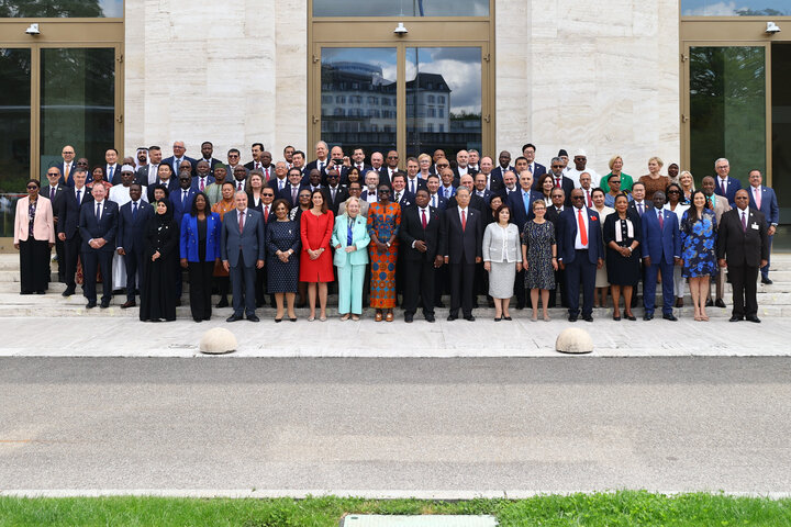 عکس یادگاری رؤسای مجالس جهان در حاشیه ششمین کنفرانس رؤسای مجالس جهان