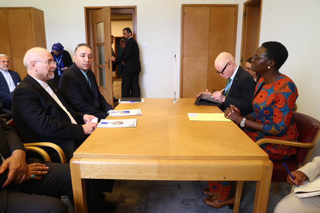 نقض حقوق بشر و تجاوز در غزه باید در دستورکار نشستهای بینالمللی قرار بگیرد نقض حقوق بشر و تجاوز در غزه باید در دستورکار نشستهای بینالمللی قرار بگیرد