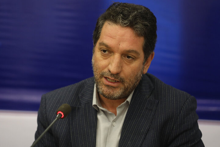 نشست فراکسیون کشاورزی با فرماندار و کشاورزان و تولیدکنندگان دام و طیور شهرستان بابل