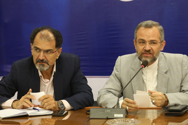 نشست فراکسیون کشاورزی با فرماندار و کشاورزان و تولیدکنندگان دام و طیور شهرستان بابل
