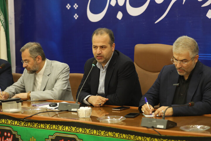 نشست فراکسیون کشاورزی با فرماندار و کشاورزان و تولیدکنندگان دام و طیور شهرستان بابل
