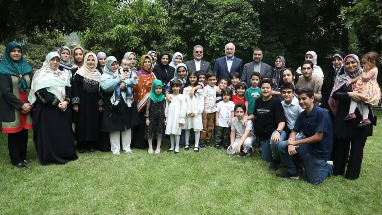ایرانیان خارج از کشور؛ سفیران ایران