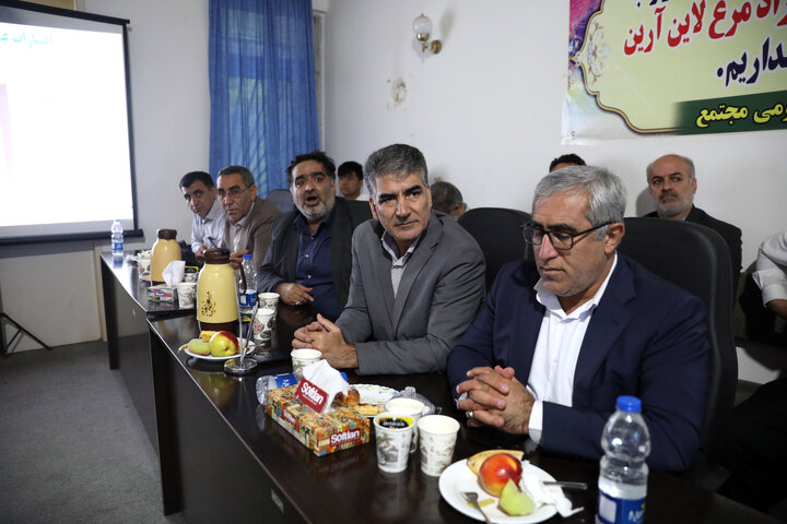 گزارش تصویری دیدار اعضای فراکسیون کشاورزی با مدیران مجتمع پرورش مرغ لاین آرین بابلکنار