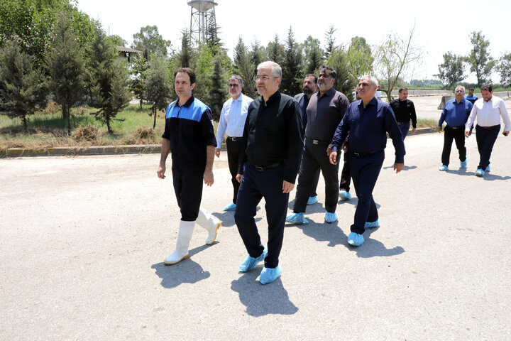 گزارش تصویری بازدید اعضای فراکسیون کشاورزی از بزرگترین مرکز پرورش گاو شیری بخش خصوصی کشور
