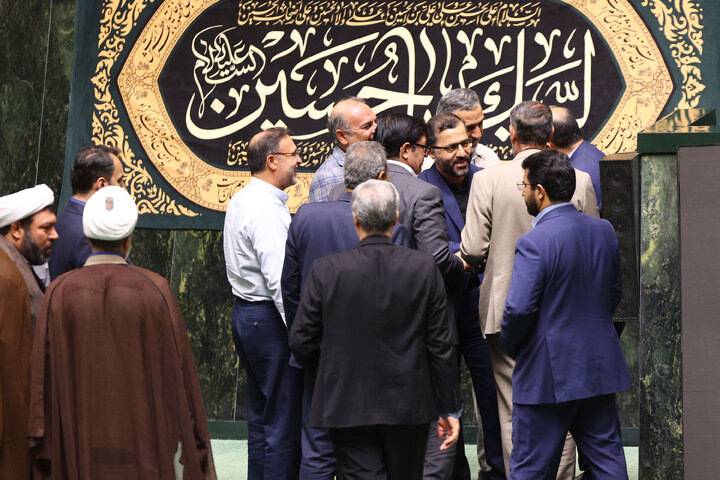 ناطقا میان دستورصحن علنی یکشنبه 12 مرداد 1404