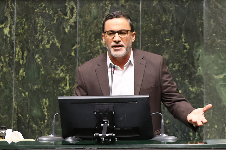 ناطقا میان دستورصحن علنی یکشنبه 12 مرداد 1404