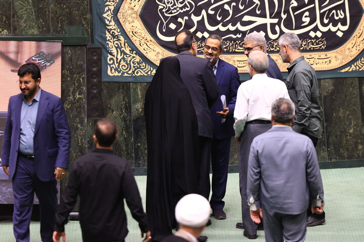 ناطقا میان دستورصحن علنی یکشنبه 12 مرداد 1404