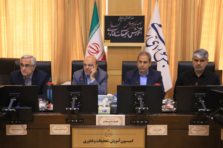 نشست 12 مرداد1404 کمیسیون آموزش