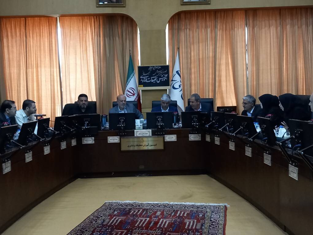 کمیسیون آموزش جلوی موازیکاری دستگاهها در حوزه هوش مصنوعی را میگیرد/ مجلس بهدنبال قانون چابک و کارآمد برای حکمرانی هوش مصنوعی است کمیسیون آموزش جلوی موازیکاری دستگاهها در حوزه هوش مصنوعی را میگیرد/ مجلس بهدنبال قانون چابک و کارآمد برای حکمرانی هوش مصنوعی است