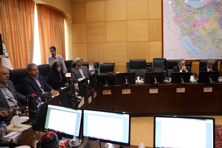 کمیسیون آموزش 14-05-1404