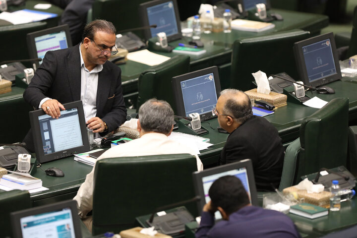 نشست علنی سه شنبه 14 مردادماه مجلس شورای اسلامی