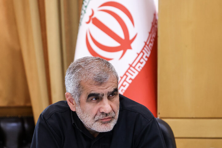 نشست کمیسیون اجتماعی با حضور وزیر صمت و رئیس بنیاد شهید
