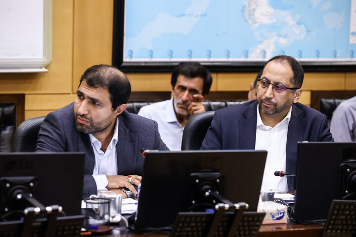 نشست کمیسیون اجتماعی با حضور وزیر صمت و رئیس بنیاد شهید