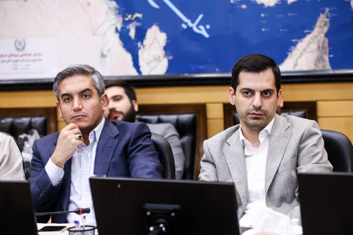 نشست کمیسیون اجتماعی با حضور وزیر صمت و رئیس بنیاد شهید