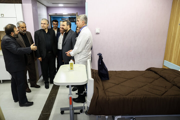 بازدید جمعی از نمایندگان تهران از بیمارستان فیروزآبادی شهرری
