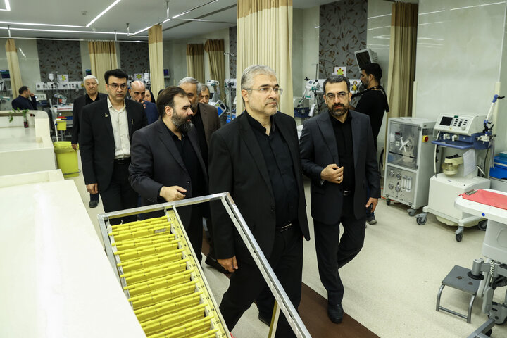 بازدید جمعی از نمایندگان تهران از بیمارستان فیروزآبادی شهرری