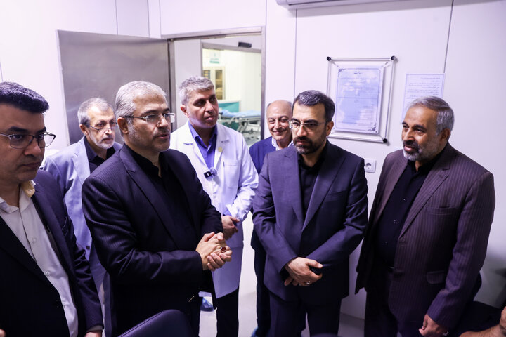 بازدید جمعی از نمایندگان تهران از بیمارستان فیروزآبادی شهرری