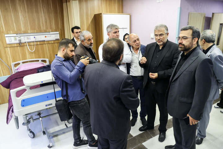 بازدید جمعی از نمایندگان تهران از بیمارستان فیروزآبادی شهرری
