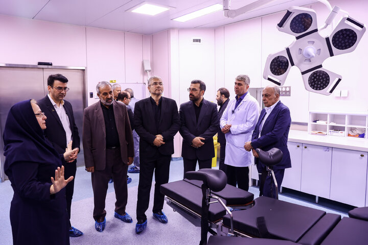 بازدید جمعی از نمایندگان تهران از بیمارستان فیروزآبادی شهرری