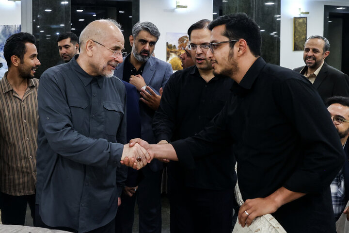 حضور رئیس مجلس در دورهمی صمیمانه خبرنگاران پارلمانی