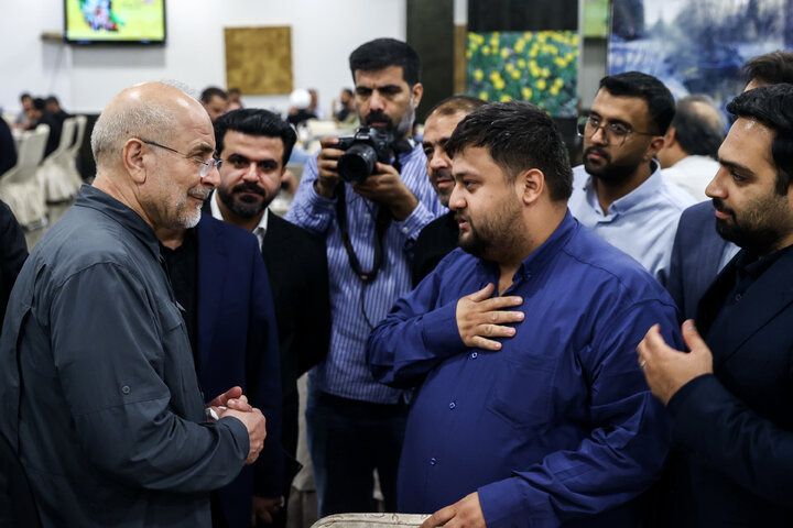 حضور رئیس مجلس در دورهمی صمیمانه خبرنگاران پارلمانی