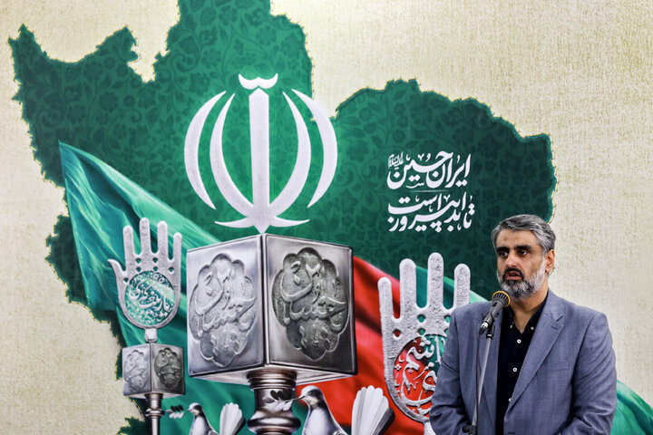 حضور رئیس مجلس در دورهمی صمیمانه خبرنگاران پارلمانی