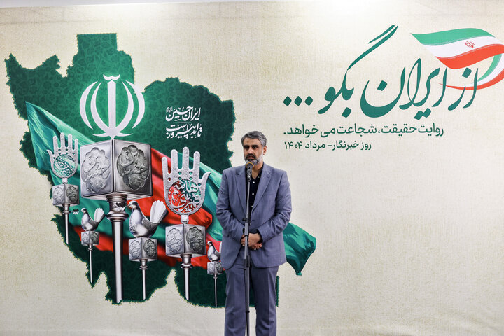 حضور رئیس مجلس در دورهمی صمیمانه خبرنگاران پارلمانی