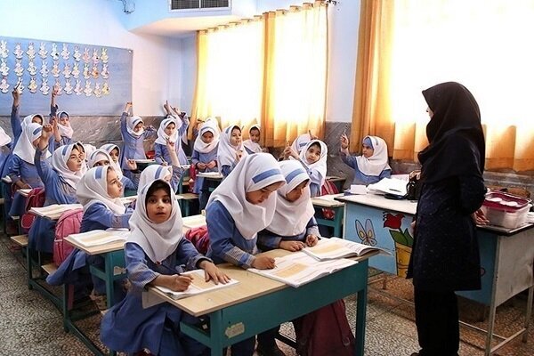 چرا تمرکز آموزش و پرورش باید بر ارتقای مدارس دولتی باشد؟