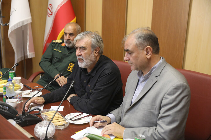 بازدید اعضای کمیسیون امنیت ملی از پایانه مرزی پلدشت