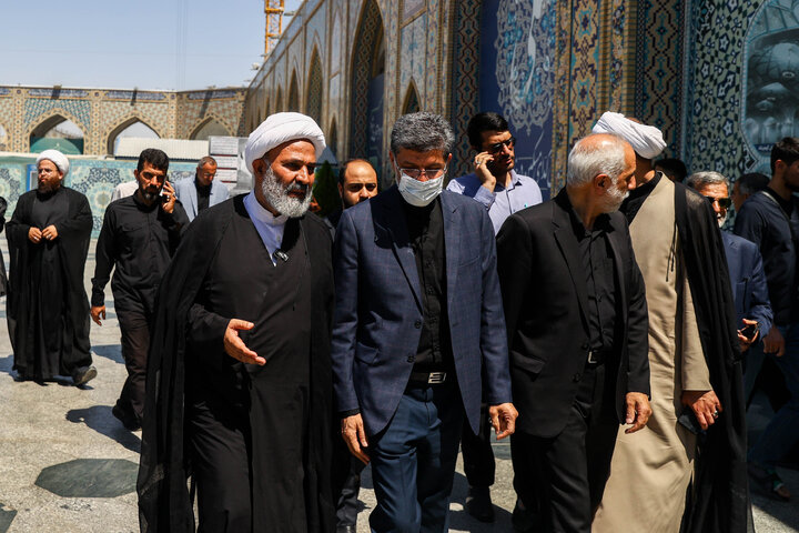 بازدید اعضای کمیسیون اصل ۹۰ و فراکسیون قرآن و زیارت مجلس از طرح توسعه و پروژه‌های عمرانی حرم مطهر رضوی - 2