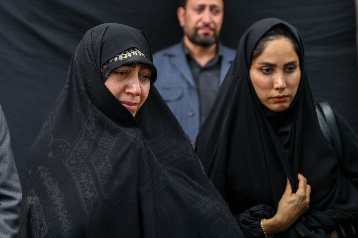 حضور اعضای کمیسیون اصل ۹۰ و فراکسیون قرآن و زیارت مجلس در موکب کفشداران امام رضا(ع) در مشهد مقدس