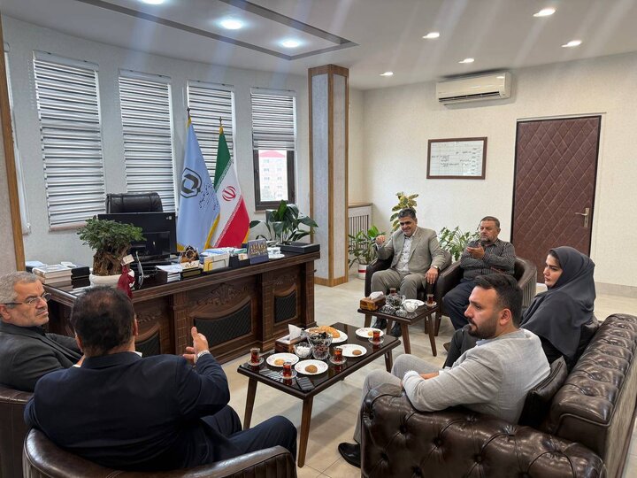 نماینده رشت و خمام با فرمانده مرزبانی استان گیلان دیدار کرد/ گیلان علاوه بر گردشگری، باید به‌عنوان یک استان مرزی دیده شود/ افزایش سهمیه سوخت گیلان از ۳۰ به ۳۵ میلیون لیتر 
