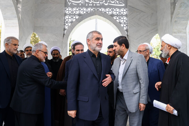نشست اعضای کمیسیون اصل ۹۰ و فراکسیون قرآن و زیارت مجلس با استاندار، شهردار و ستاد اجرایی خدمات سفر زائرین خراسان رضوی