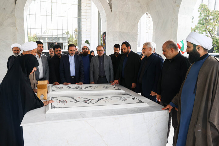 نشست اعضای کمیسیون اصل ۹۰ و فراکسیون قرآن و زیارت مجلس با استاندار، شهردار و ستاد اجرایی خدمات سفر زائرین خراسان رضوی