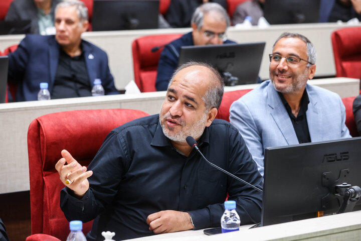 نشست اعضای کمیسیون اصل ۹۰ و فراکسیون قرآن و زیارت مجلس با استاندار، شهردار و ستاد اجرایی خدمات سفر زائرین خراسان رضوی