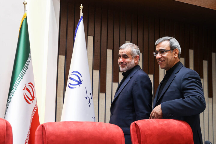 نشست اعضای کمیسیون اصل ۹۰ و فراکسیون قرآن و زیارت مجلس با استاندار، شهردار و ستاد اجرایی خدمات سفر زائرین خراسان رضوی